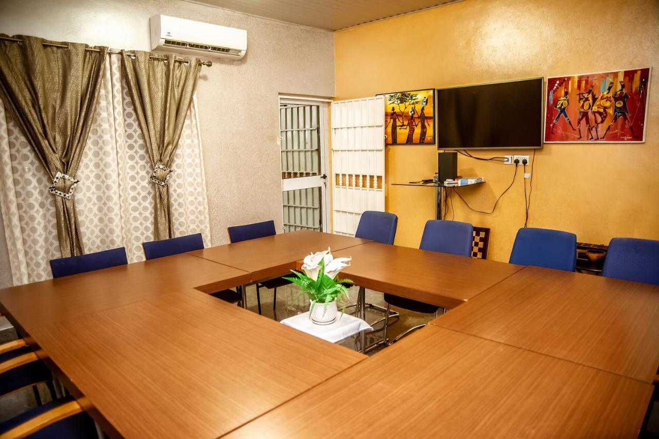 Homey Lodge 쿠마시 외부 사진