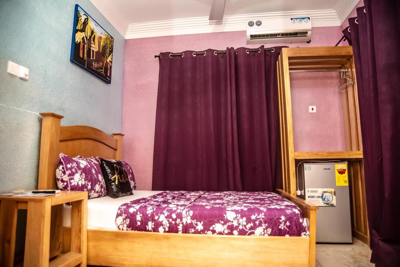 Homey Lodge 쿠마시 외부 사진