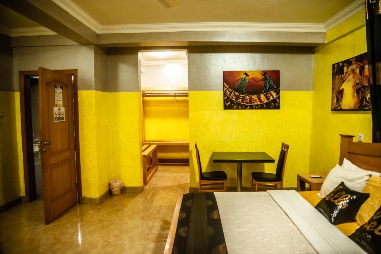 Homey Lodge 쿠마시 외부 사진
