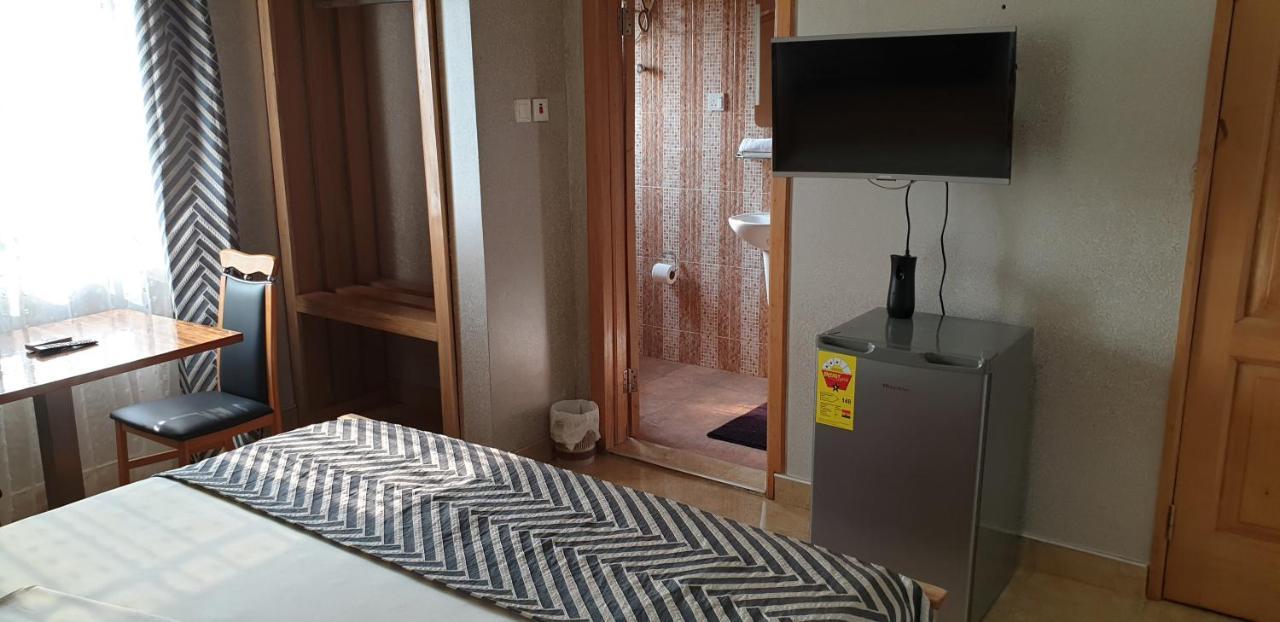 Homey Lodge 쿠마시 외부 사진